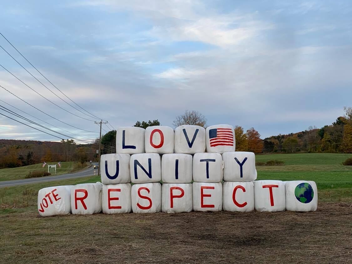 Holiday Farm Sign Rebuild